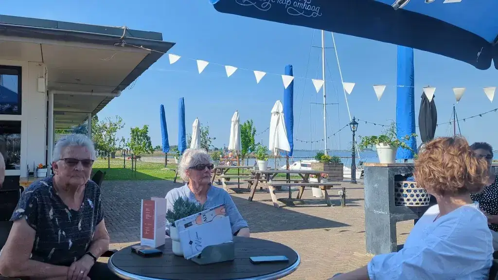 Paviljoen Restaurant Badmeester Keimpe_Balk_slider_image_2