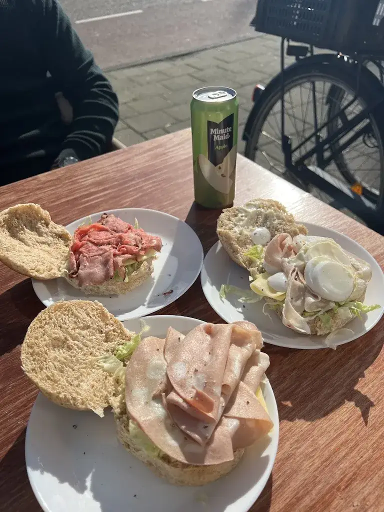 Margarida Afonso_Amsterdamsche Eetsalon de Waal_Amsterdam_review