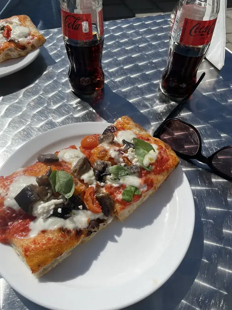 Patrick Fransz_Kebec corner_Amsterdam_review