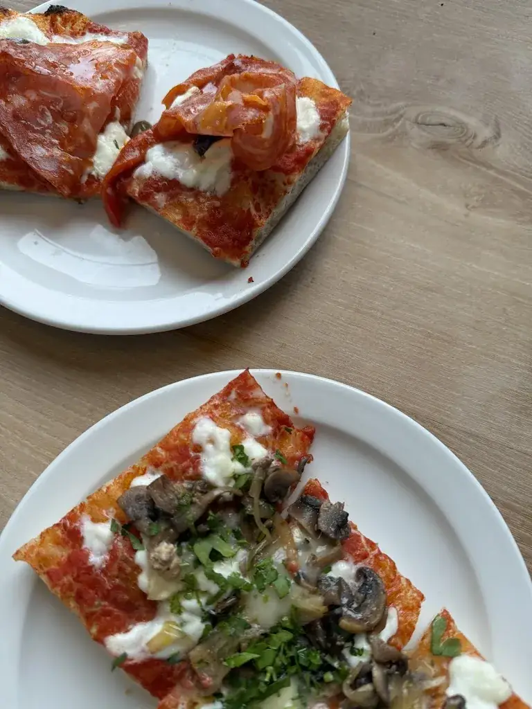 Kebec corner_Amsterdam_slider_image_3