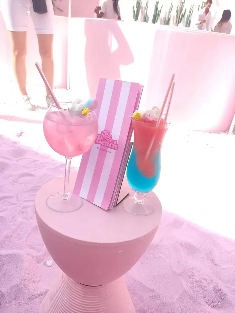 Menu_Pink Beach by WONDR_Amsterdam_image_5
