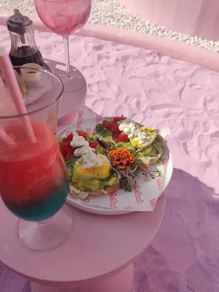 Menu_Pink Beach by WONDR_Amsterdam_image_7