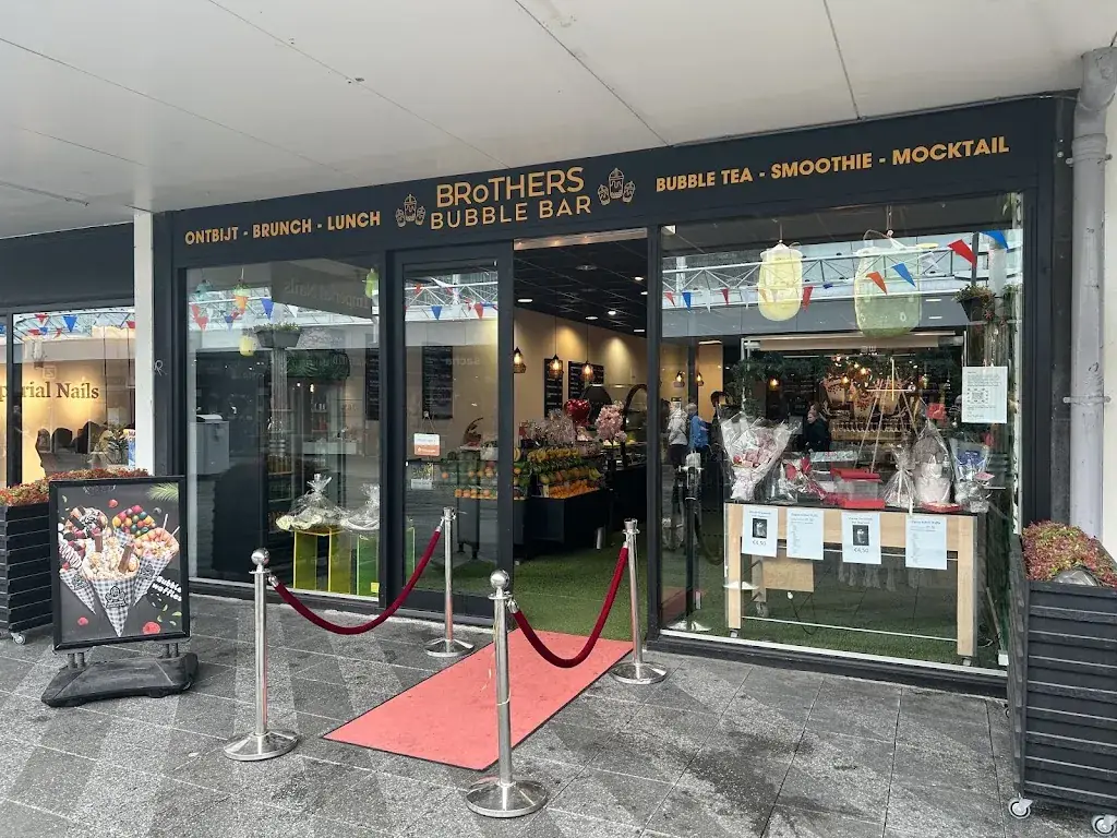 Brothers Bubble Bar Restaurant in Amsterdam