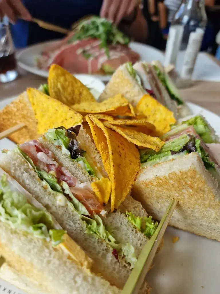 Menu_Stadhuis eten & drinken_Hoogkarspel_image_1