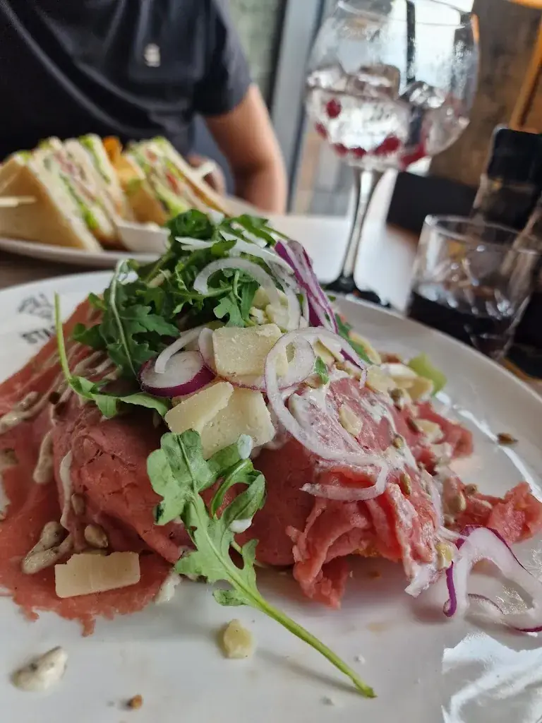 Menu_Stadhuis eten & drinken_Hoogkarspel_image_2