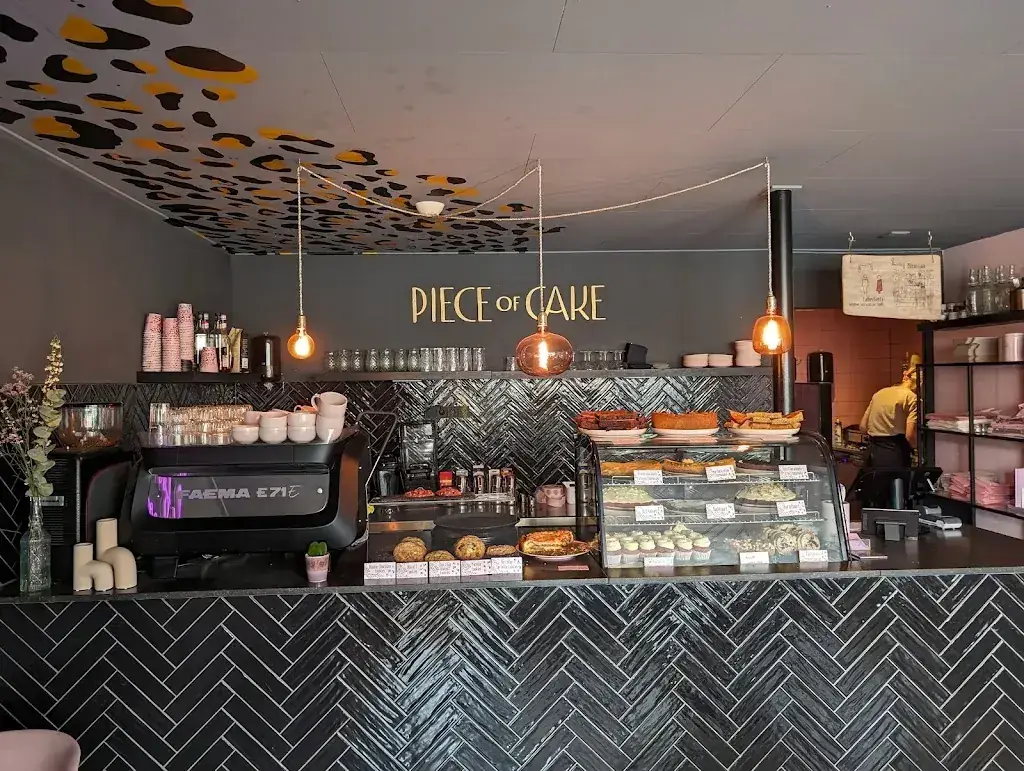 Piece of Cake_Hoorn_slider_image_1