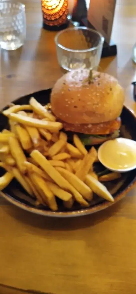 Cosmic Swim_Pannenkoekenhuis Klif 23_Texel_review