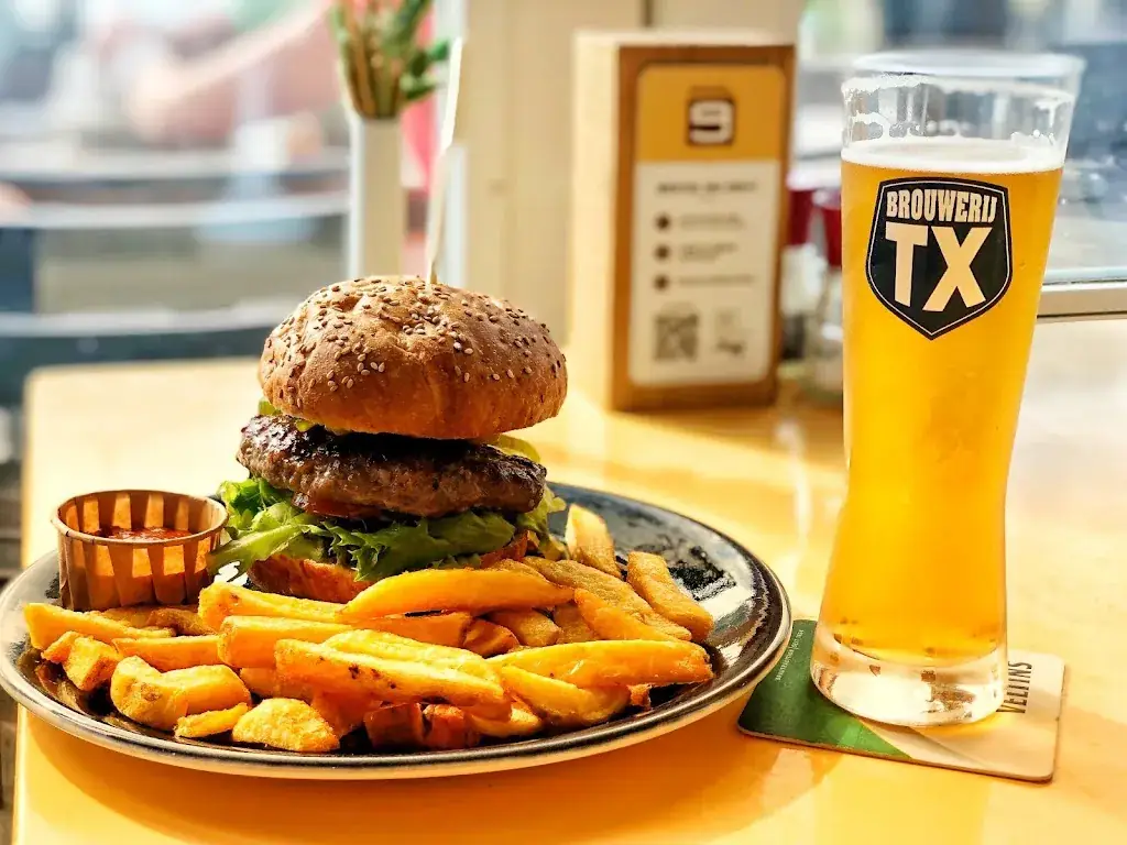 Strandpaviljoen Paal 9_Texel_slider_image_3