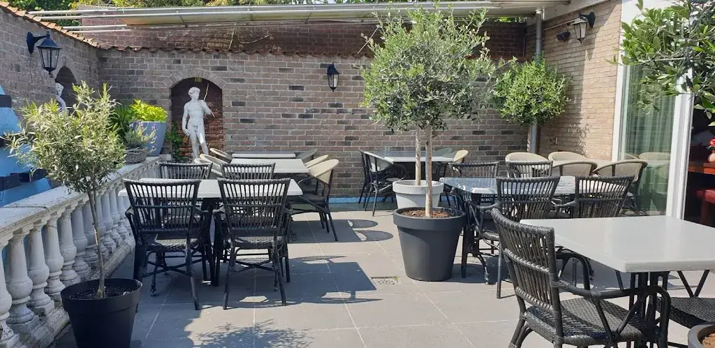 L'Arcobaleno Pizzeria & Ristorante_Balk_slider_image_1