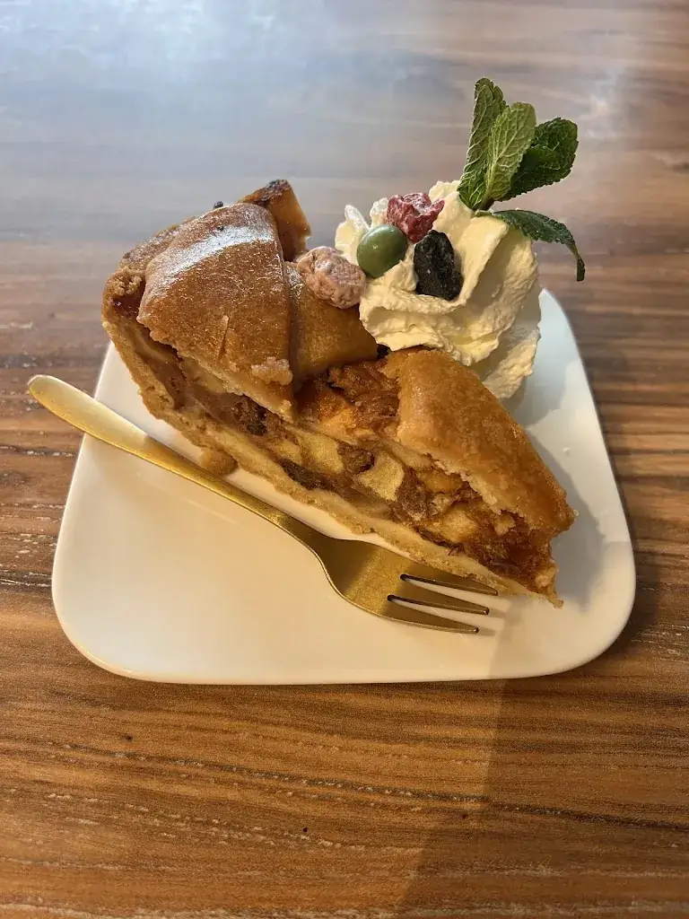 Dmitry Antanovich_De Smaakwinckel_Balk_review