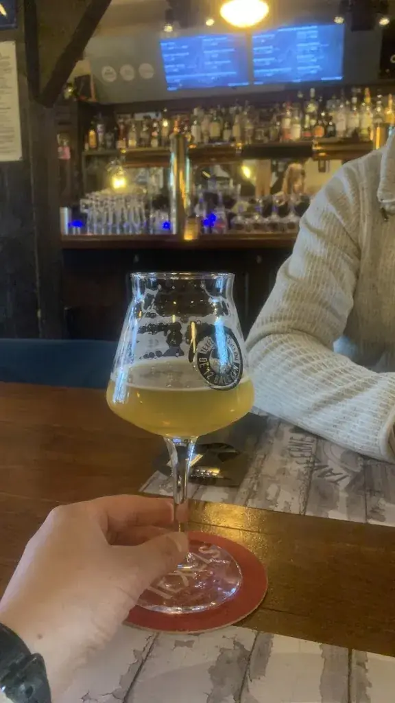 Toni Makkaroni_Taveerne De Twaalf Balcken_Burg_review