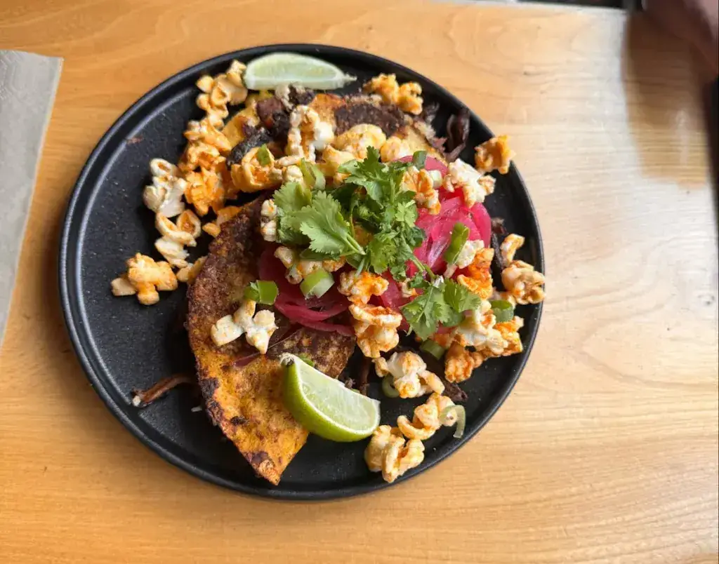 Witlof Foodbar_Burg_slider_image_2