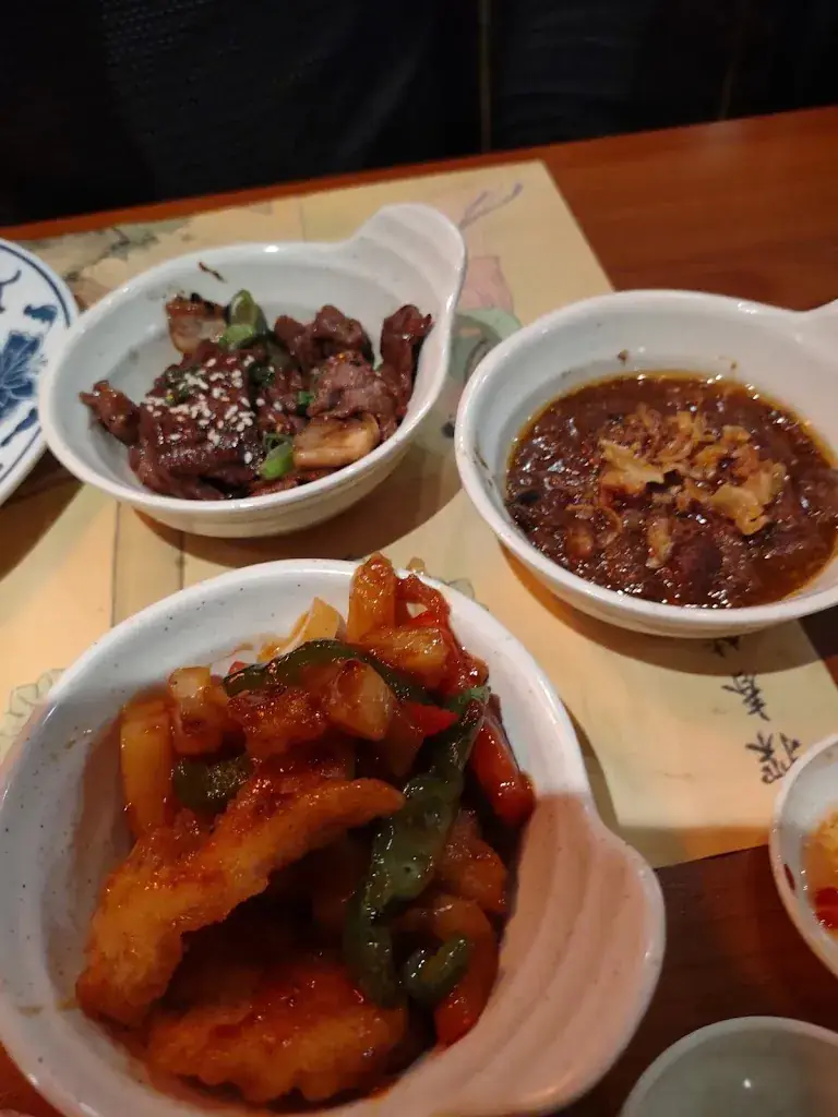 Loopy E_Taste of Asia - Asian Restaurant_Burg_review