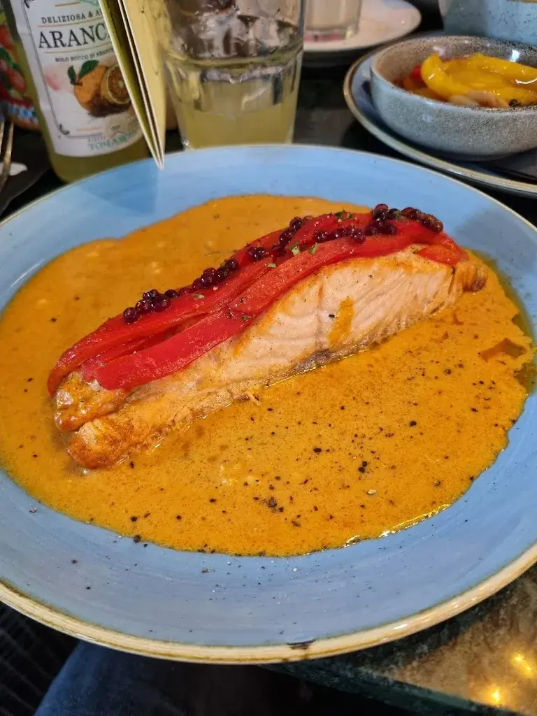 Shen-Hsien Huang_Gusto di Casto B.V._Amsterdam_review