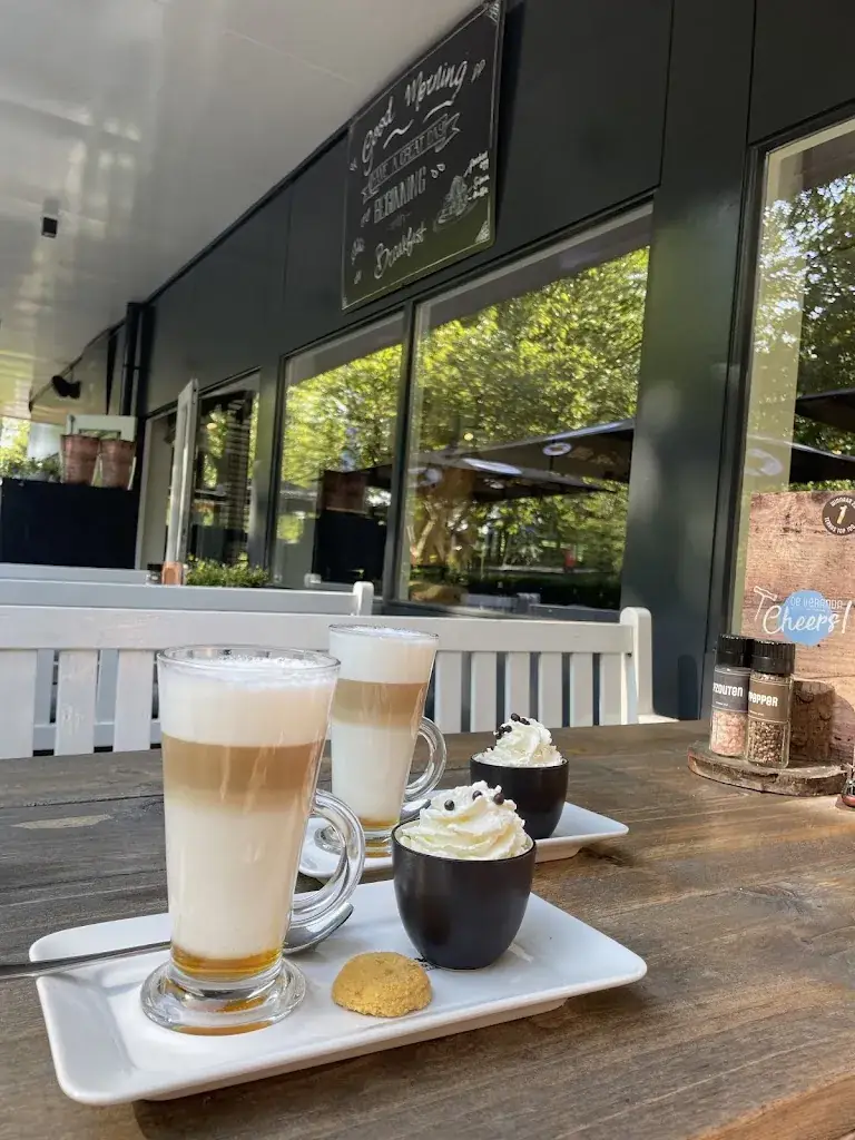 De Veranda_Amsterdam_slider_image_3