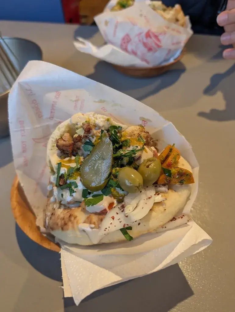 Kevin Waller_lePita_Amsterdam_review