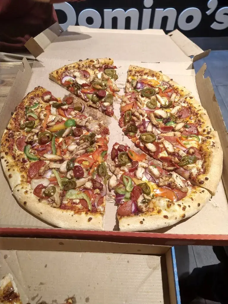 Menu_Domino's Pizza_Amsterdam_image_4