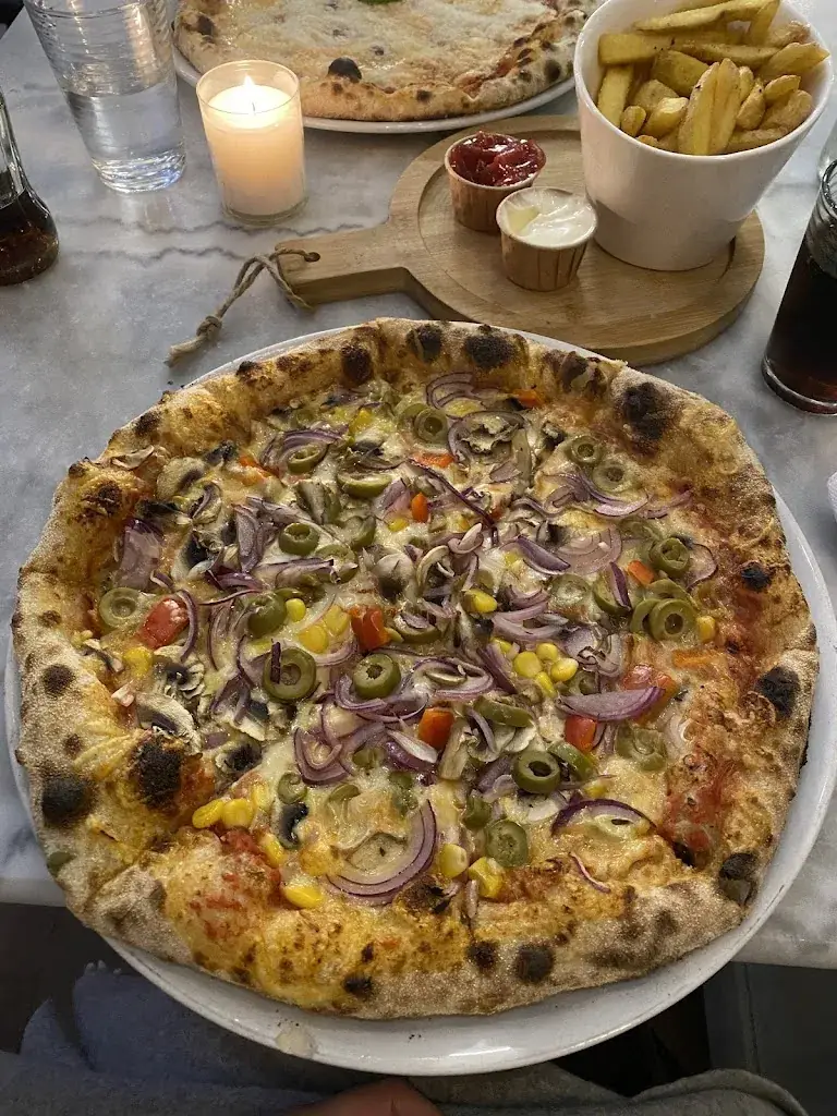 C. I._Pizza & Co_Amsterdam_review