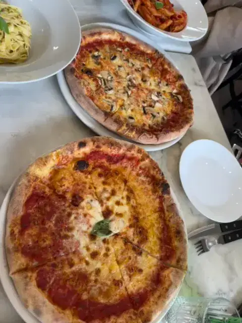 Pizza & Co_Amsterdam_slider_image_2