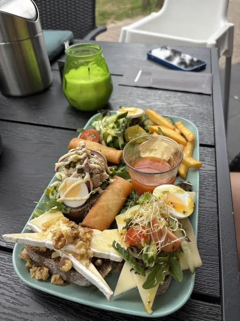 Nancy Brussel_Gasterij de Grenshoeve_Baarle-Nassau_avis