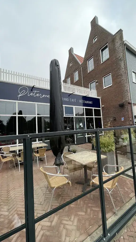 Hasimy Md_Restaurant Pieterman_Volendam_review
