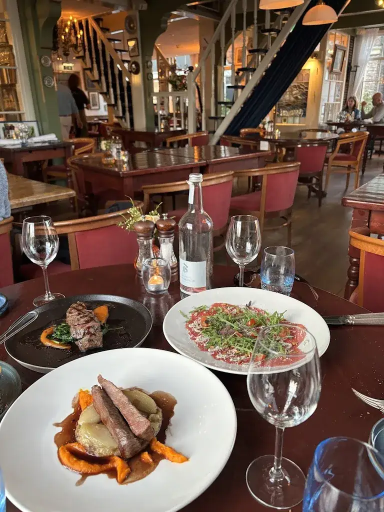 maria morelos zaragoza_Hotel & Restaurant 'De Fortuna'_Edam_review