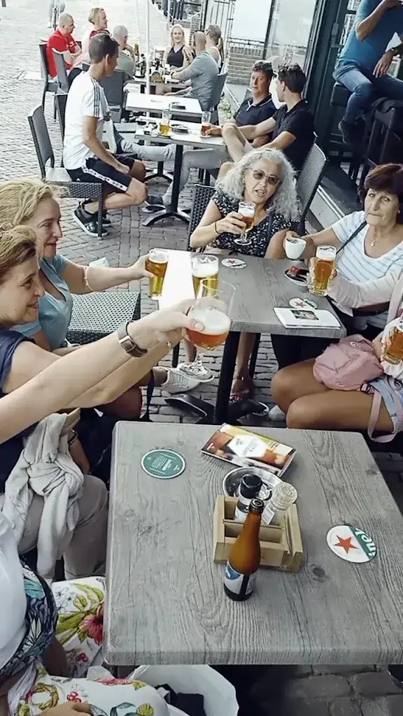 Lotje Wine & Dine_Volendam_slider_image_2