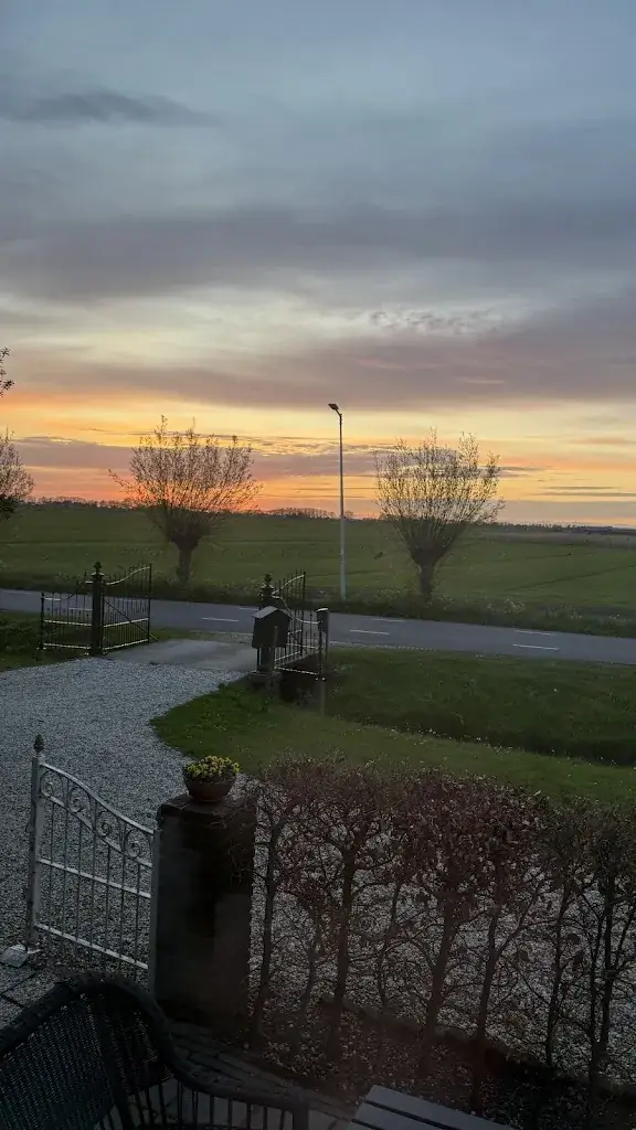 Antonia Dosch_Bed & Breakfast 'Het kerkje van Etersheim'_Oosthuizen_review