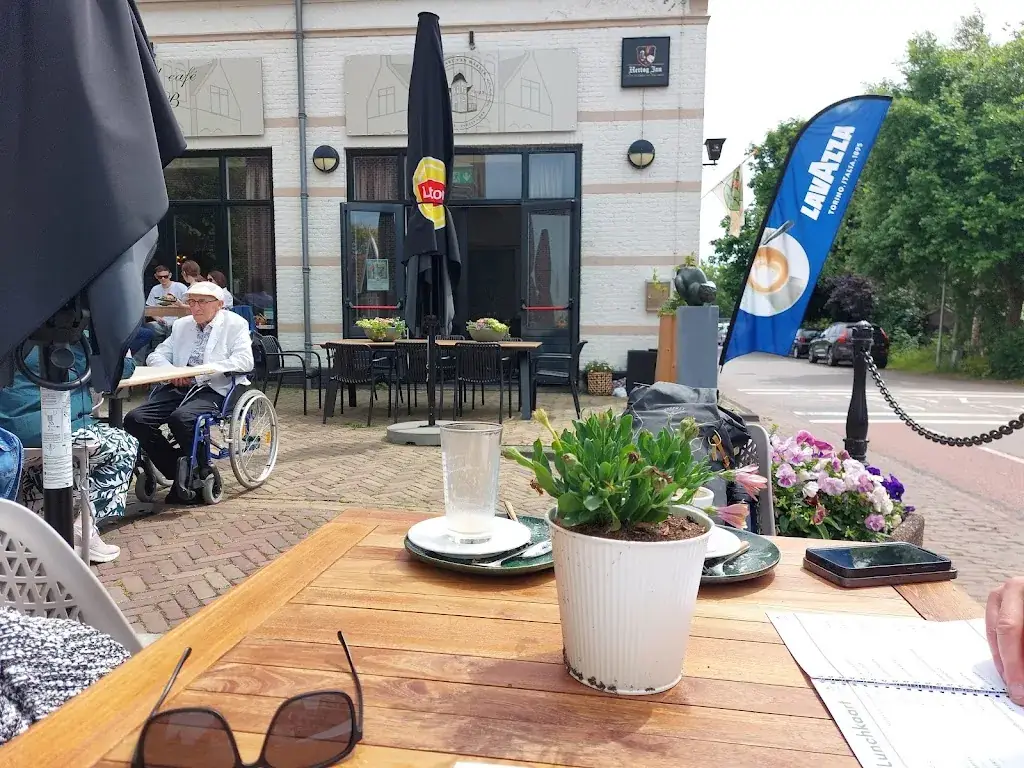 Mariska van Delft_Het Hart van Warder_Warder_reseña