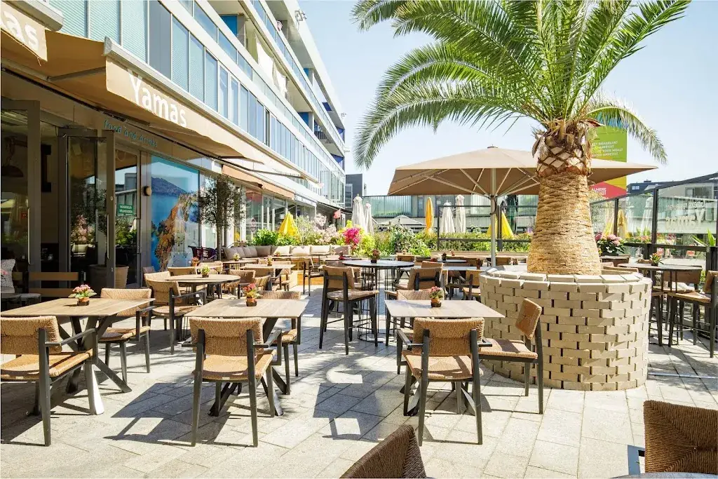 Yamas Restaurant in Almere