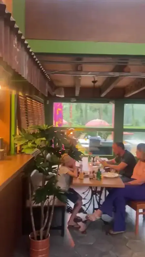 BUITEN | Café & Restaurant_Amsterdam_slider_image_2