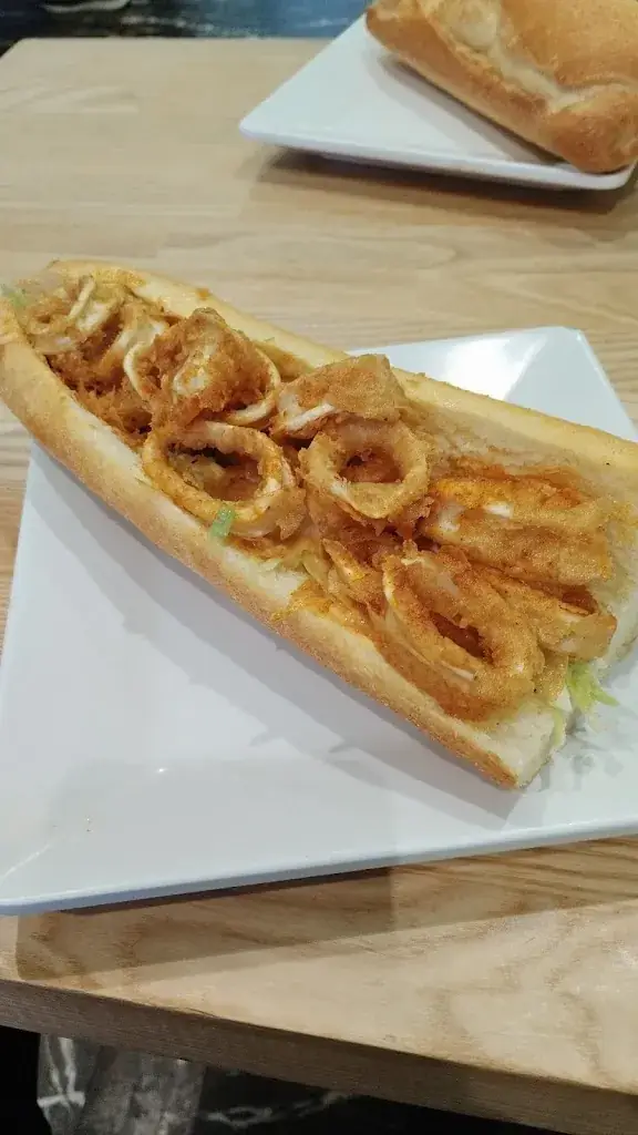 Miltos Mavronas_Vis Lambertus_Amsterdam_review