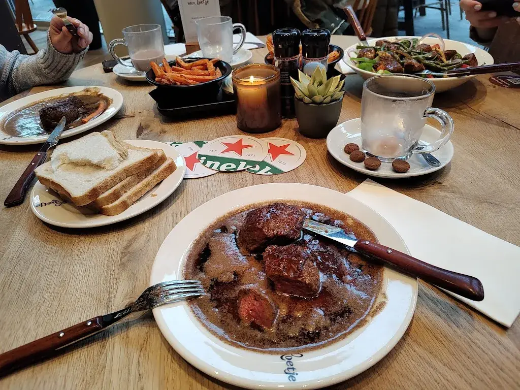 Dorin Gherman_Loetje Almere Centrum_Almere_recensione