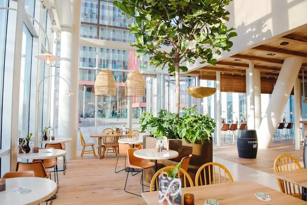 Loetje Almere Centrum_Almere_slider_image_1