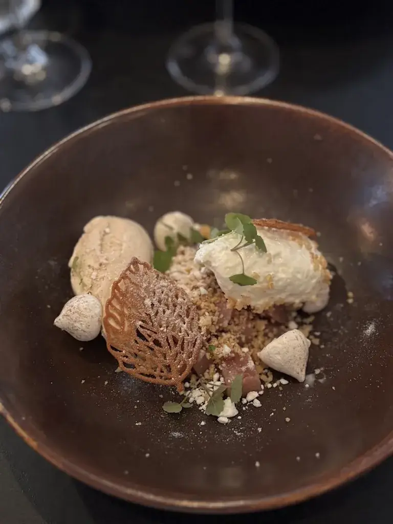 Faith Explorer_Brass Kaatje_Zee_review