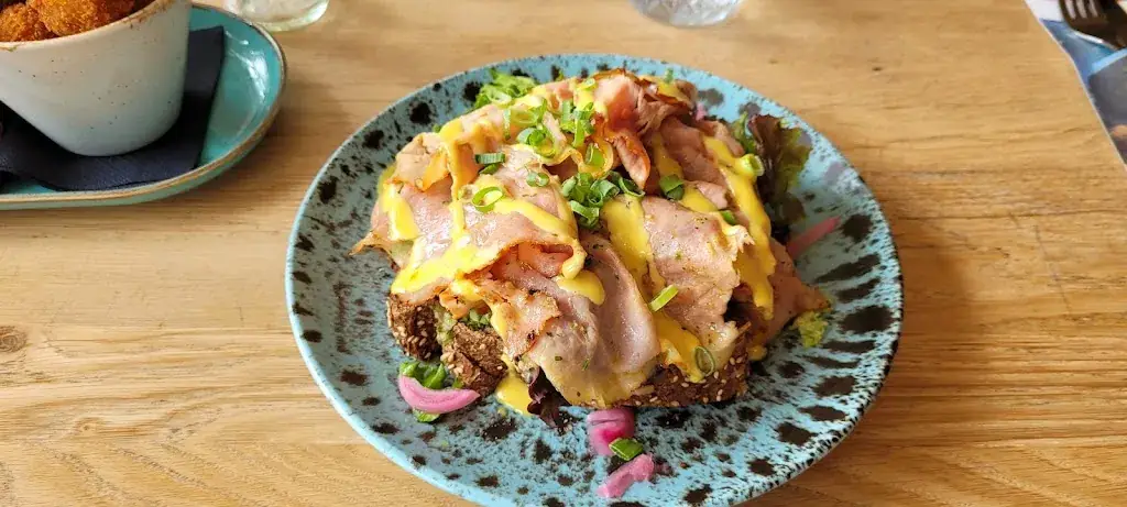 Restaurant Chill_Zee_slider_image_3