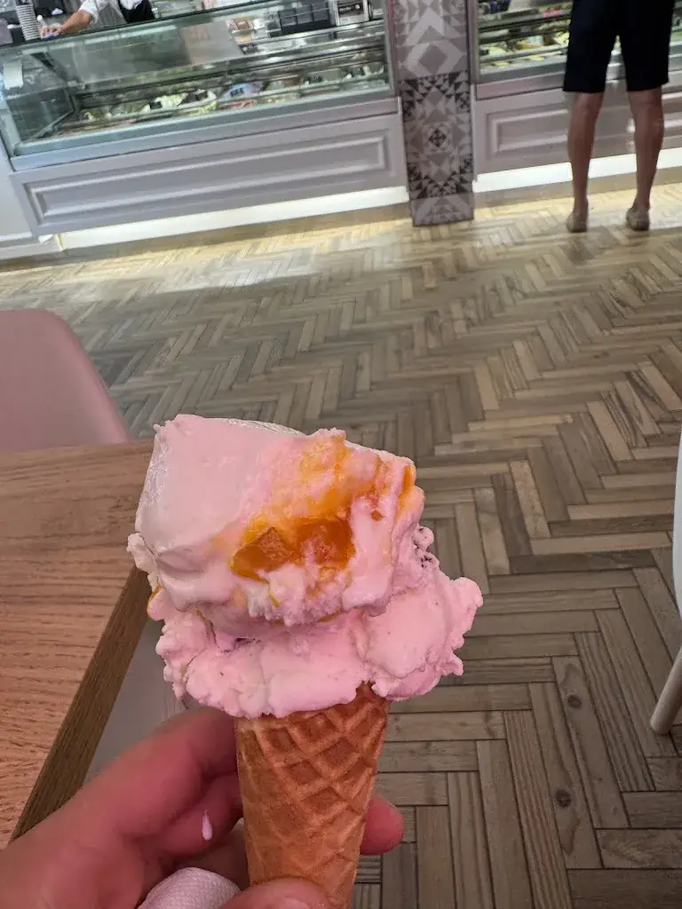 Krystian Jagiełło_Rosaria's Italiaan_Zee_review