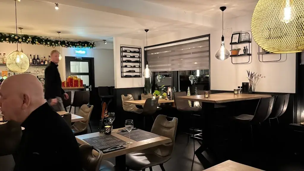 Restaurant Vlackbij_Zee_slider_image_3