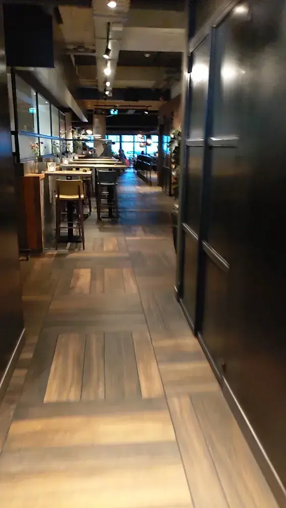 EAZEE_Zee_slider_image_2