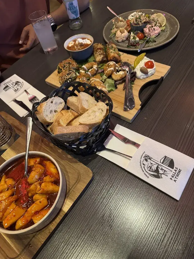 Utkarsh Rai_Pallas Athene_Almere_review