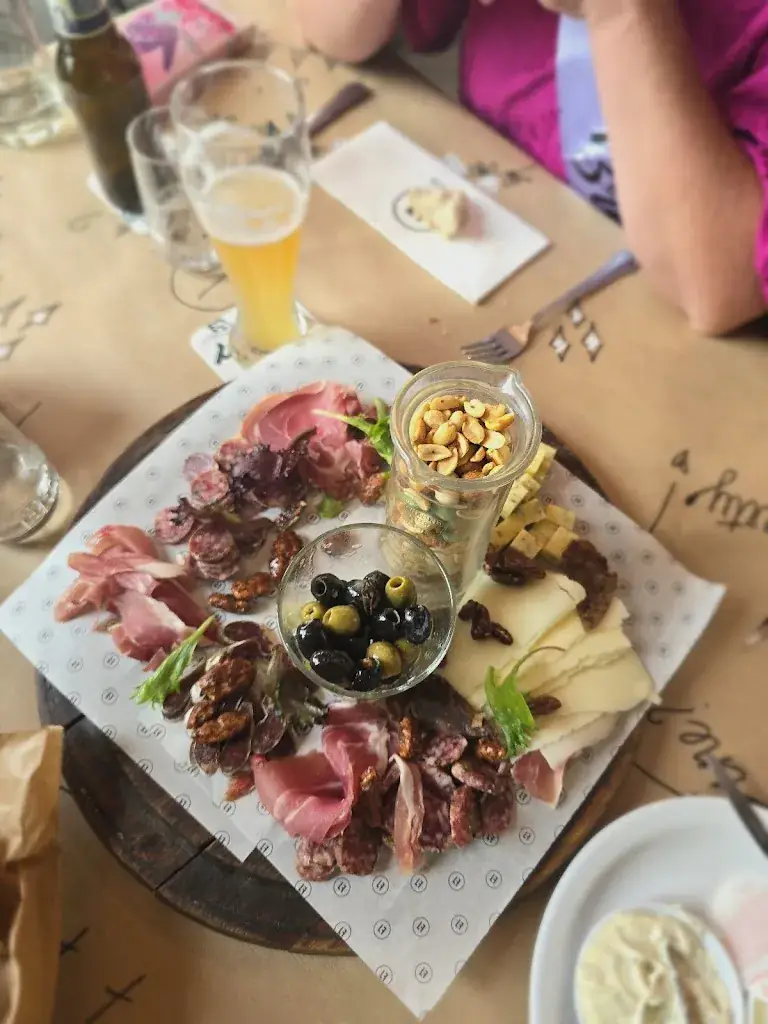 Vane A. Botero_De Lichtfabriek_Gouda_review