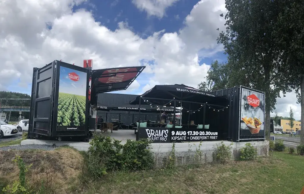 Toby Cross_Bram Ladage Nieuwe Gouwe_Gouda_review