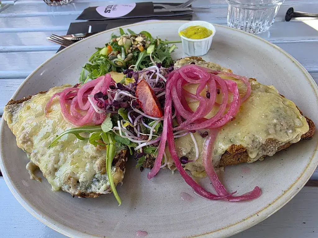 Michael Pierce_Lunchcafé Juuls_Gouda_review