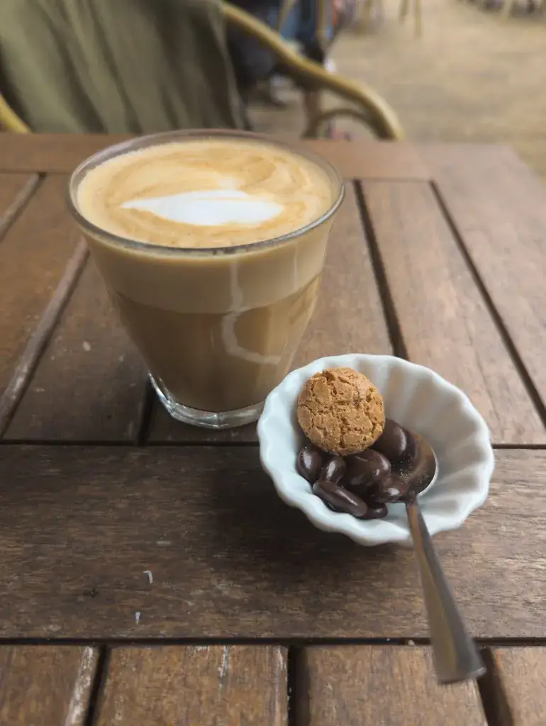 Viktor Meszaros_Onder de Wester_Enkhuizen_review