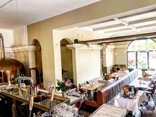 Barpiazza_Amsterdam_slider_image_1