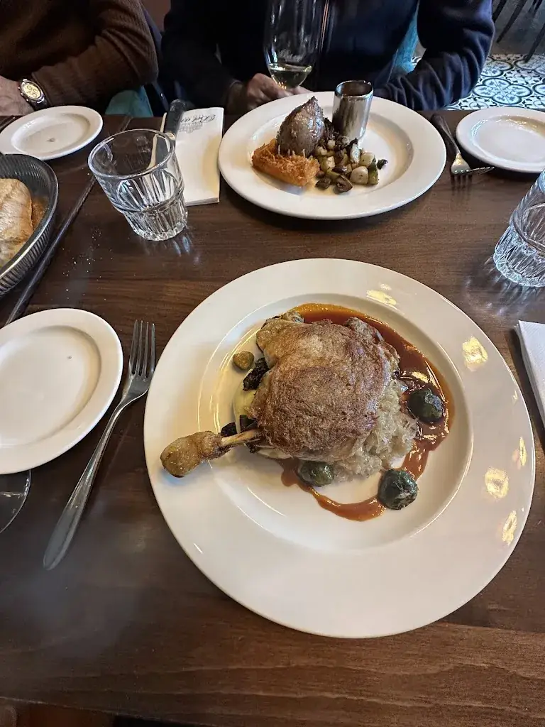 Saba beig_Brasserie Bel ami_Bussum_review