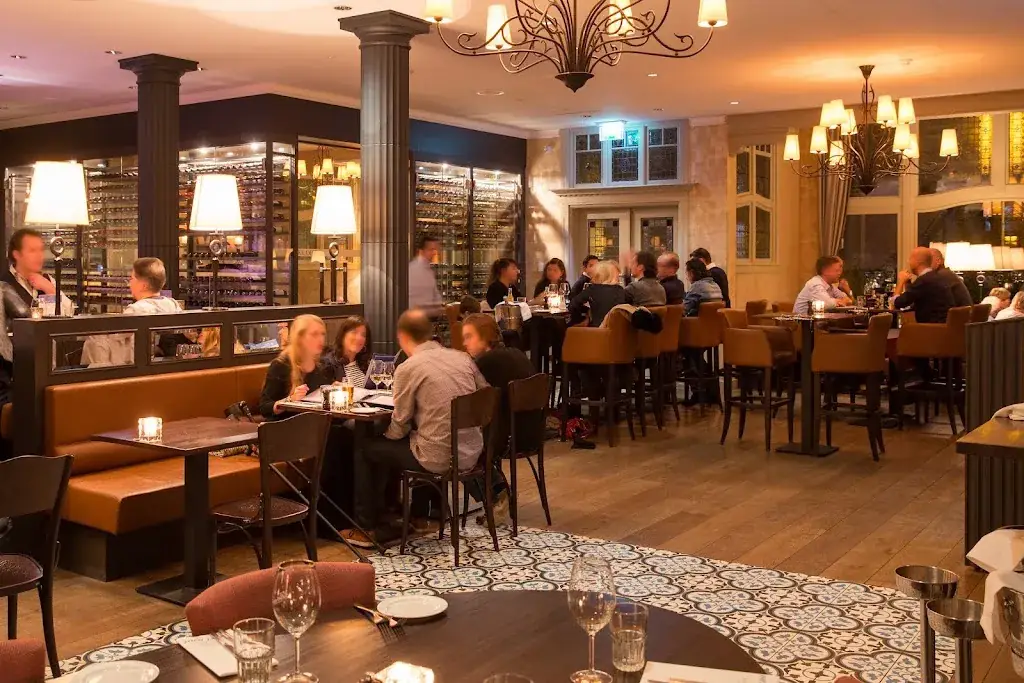 Brasserie Bel ami restaurant in Bussum