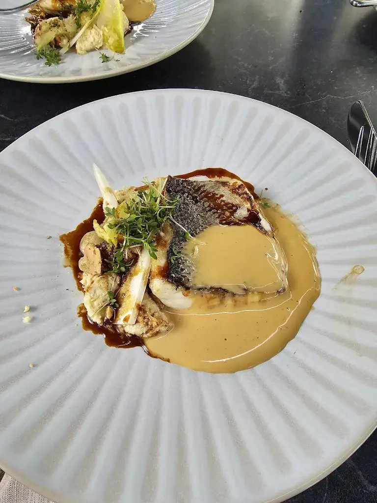 Giang Vu_SEAson Arsenaal_Naarden_review