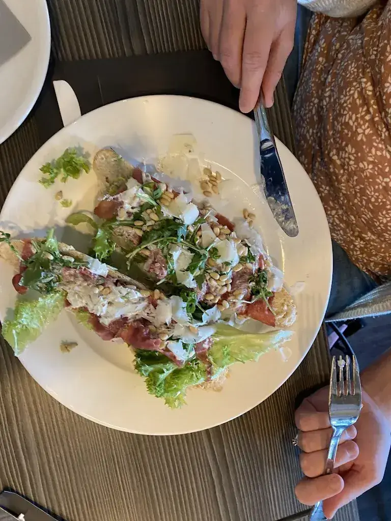 Bernard Muller_Kosteluk Fun & Food_Hoef_review