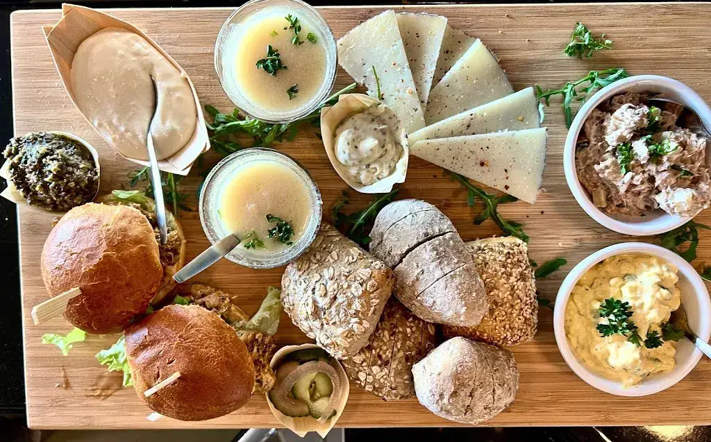 Kosteluk Fun & Food_Hoef_slider_image_2